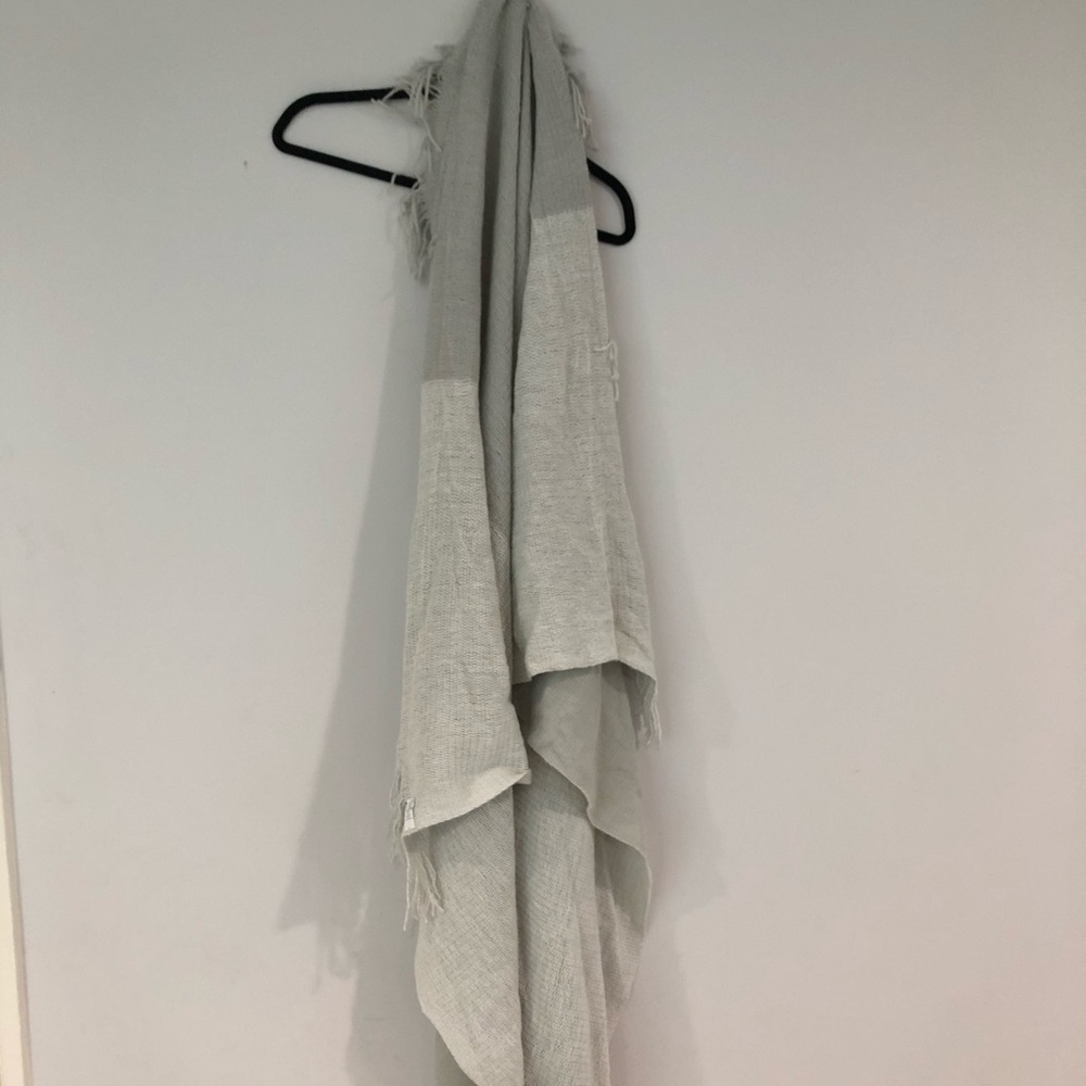 Beautiful multi grey scarf